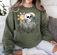 Skulls & Daisies shirt / sweatshirt